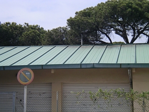 Son&oacute;metro de AENA instalado en el antiguo edificio de la Polic&iacute;a Local de Gav&agrave; Mar